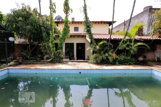 Casa de Condomínio à venda com 3 quartos, 313m² em Instituto de Previdência, São Paulo