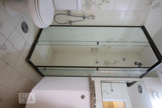 Banheiro de apartamento à venda com 4 quartos, 187m² em Vila Andrade, São Paulo