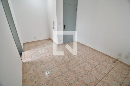 Sala de apartamento para alugar com 1 quarto, 42m² em Bosque, Campinas