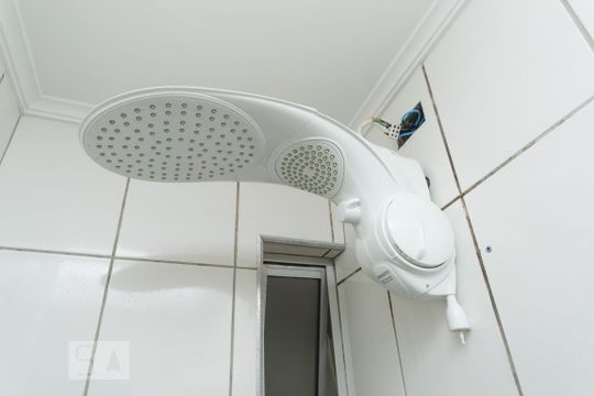 Detalhe do banheiro de apartamento para alugar com 2 quartos, 65m² em Vila da Saúde, São Paulo