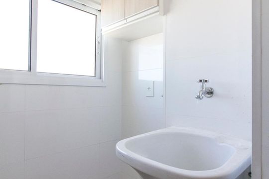 Area de Serviço  de apartamento para alugar com 2 quartos, 50m² em Chácara Califórnia, São Paulo