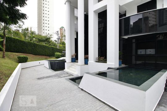 Área comum de apartamento para alugar com 3 quartos, 72m² em Vila Andrade, São Paulo
