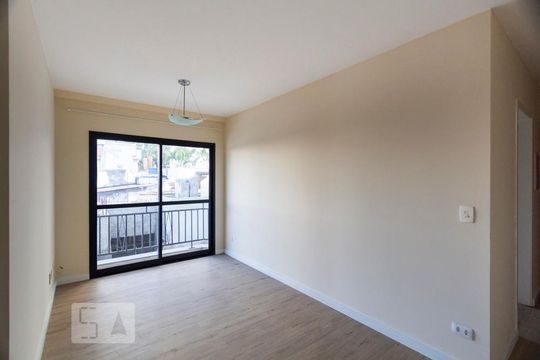 Sala de apartamento para alugar com 2 quartos, 60m² em Saúde, São Paulo