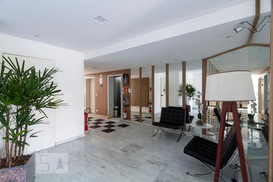 Hall social de apartamento para alugar com 2 quartos, 60m² em Saúde, São Paulo