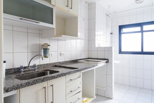 Cozinha de apartamento para alugar com 2 quartos, 60m² em Saúde, São Paulo