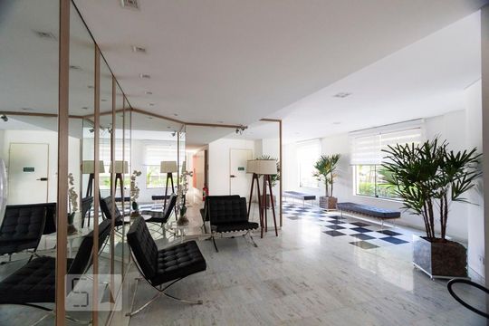 Hall social de apartamento para alugar com 2 quartos, 60m² em Saúde, São Paulo