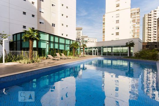 Piscina de kitnet/studio à venda com 1 quarto, 48m² em Centro, São Paulo