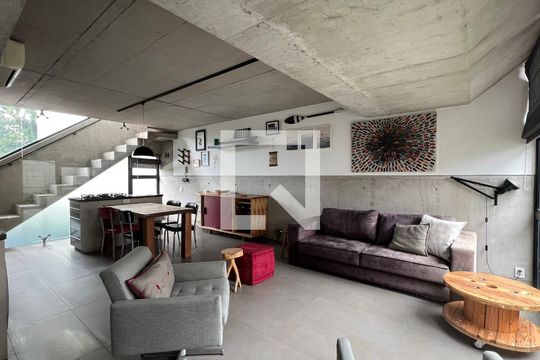 Sala de apartamento para alugar com 1 quarto, 110m² em Vila Madalena, São Paulo