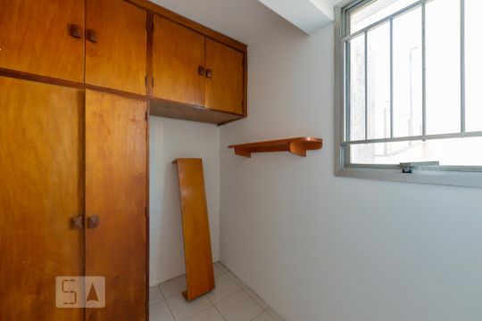 Quarto Serviço de apartamento à venda com 3 quartos, 96m² em Pinheiros, São Paulo
