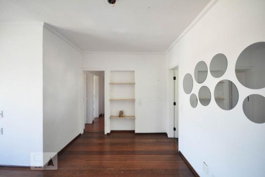 Sala de jantar de apartamento para alugar com 3 quartos, 84m² em Vila Progredior, São Paulo