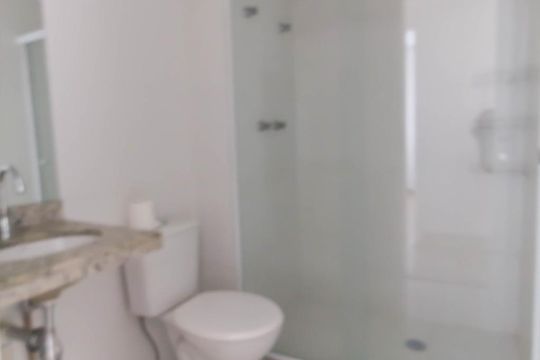 Banheiro social de apartamento à venda com 3 quartos, 100m² em Jardim Imperador, Guarulhos
