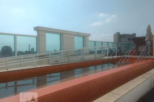 Piscina de kitnet/studio à venda com 1 quarto, 42m² em Santa Cecília, São Paulo