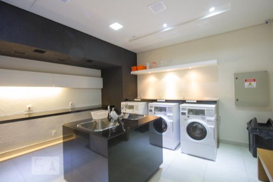 Lavanderia de apartamento à venda com 1 quarto, 49m² em Vila Cordeiro, São Paulo