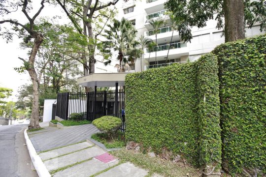 Fachada de apartamento para alugar com 4 quartos, 220m² em Jardim Ampliação, São Paulo