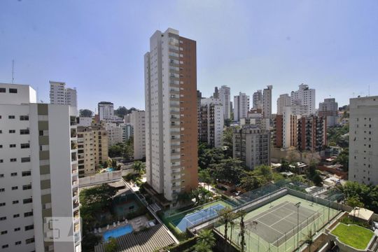 Vista da suíte 3 de apartamento à venda com 4 quartos, 327m² em Real Parque, São Paulo