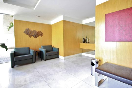 Hall de entrada de apartamento à venda com 4 quartos, 327m² em Real Parque, São Paulo