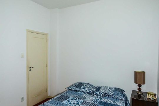 Quarto de apartamento à venda com 1 quarto, 45m² em Copacabana, Rio de Janeiro