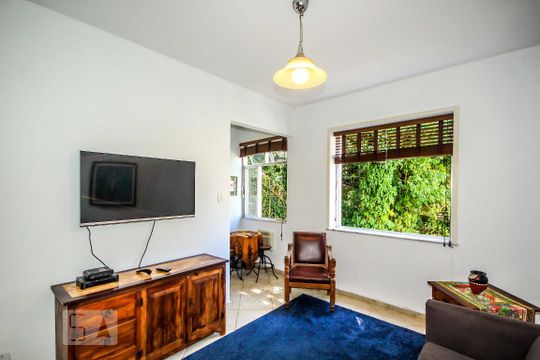 Apartamento à venda com 1 quarto, 45m² em Copacabana, Rio de Janeiro