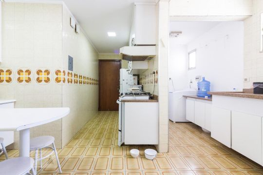 Cozinha de apartamento para alugar com 3 quartos, 75m² em Santana, São Paulo