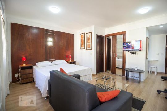 Sala/Quarto de kitnet/studio para alugar com 1 quarto, 37m² em Asa Norte, Brasília