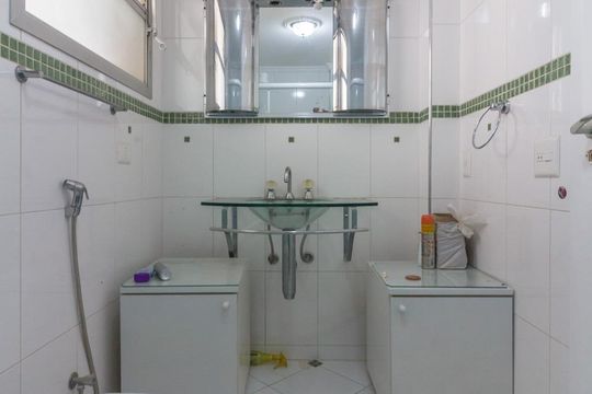 Banheiro de apartamento para alugar com 2 quartos, 124m² em Vila Buarque, São Paulo