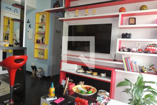 Sala de apartamento à venda com 1 quarto, 33m² em Santo Amaro, São Paulo