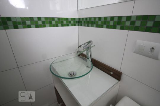 Pia de apartamento à venda com 2 quartos, 70m² em Vila Suzana, São Paulo
