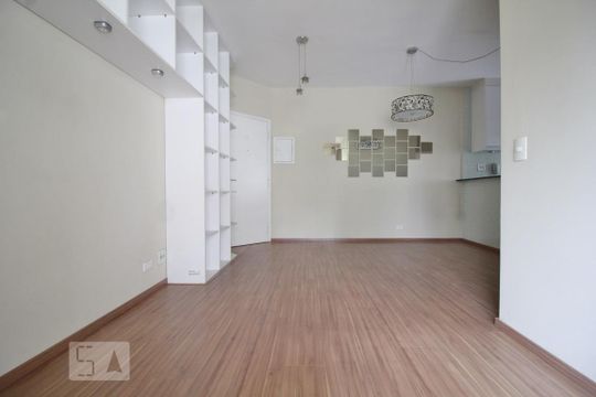 Sala de apartamento à venda com 2 quartos, 70m² em Vila Suzana, São Paulo