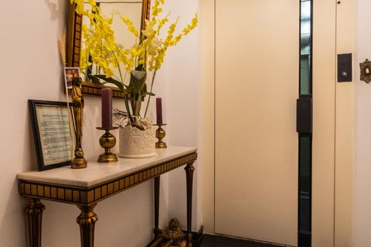 Hall de Entrada de apartamento para alugar com 4 quartos, 120m² em Campo Belo, São Paulo