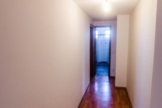 Corredor de apartamento à venda com 3 quartos, 162m² em Vila Regente Feijó, São Paulo