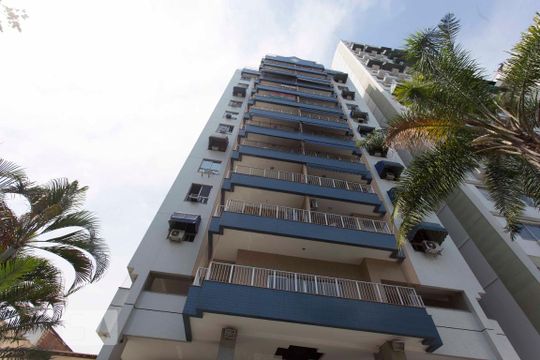 Fachada de apartamento para alugar com 2 quartos, 55m² em Santa Rosa, Niterói