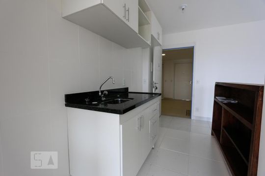 Cozinha de apartamento à venda com 2 quartos, 65m² em Jardim Vazani, São Paulo