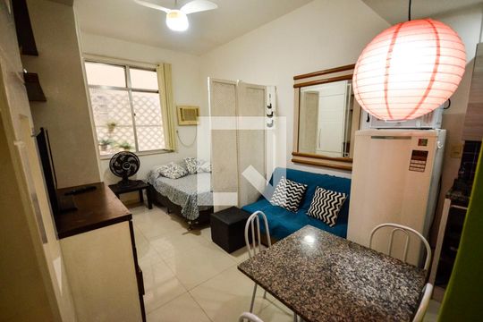 Kitnet/Studio para alugar com 1 quarto, 26m² em Botafogo, Rio de Janeiro