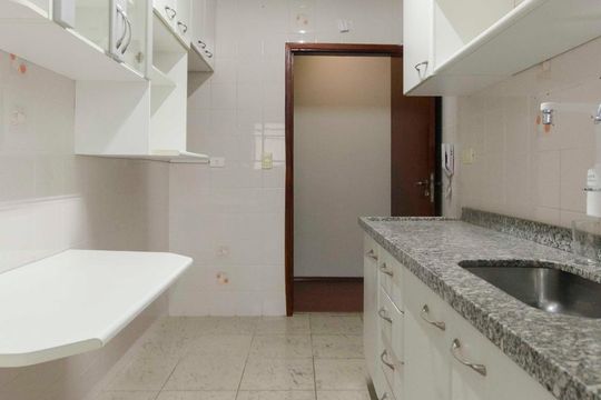 Cozinha de apartamento à venda com 2 quartos, 59m² em Vila Mazzei, São Paulo