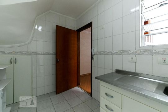 Cozinha de casa de condomínio à venda com 2 quartos, 55m² em Vila Inglesa, São Paulo