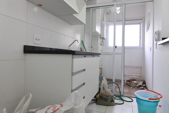 Cozinha de apartamento para alugar com 2 quartos, 68m² em Parque Reboucas, São Paulo