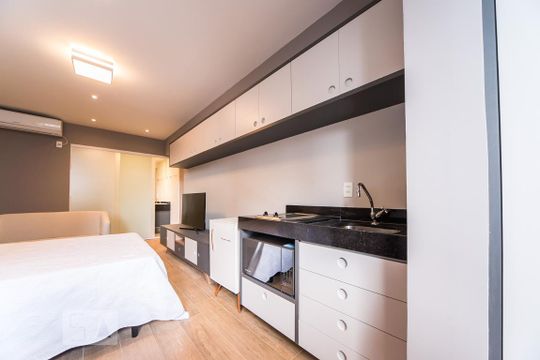 Cozinha de kitnet/studio à venda com 1 quarto, 30m² em Vila Olímpia, São Paulo
