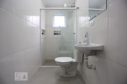 Banheiro da Suíte de apartamento para alugar com 1 quarto, 40m² em Vila Osasco, Osasco