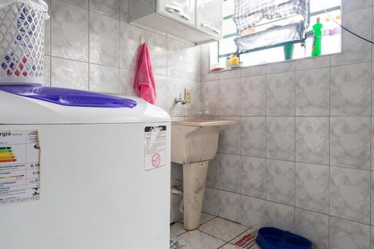 Área de serviço de casa à venda com 2 quartos, 500m² em Saúde, São Paulo