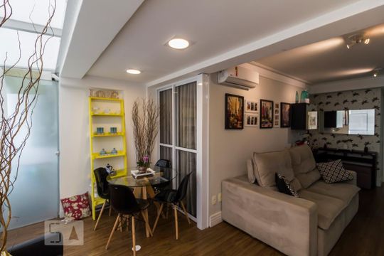 Sacada de apartamento à venda com 2 quartos, 50m² em Vila Anglo Brasileira, São Paulo