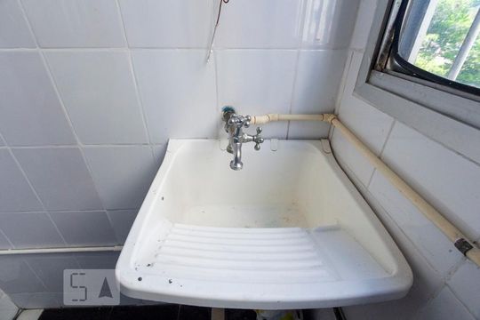 Área de serviço de apartamento à venda com 2 quartos, 64m² em Vila Campestre, São Paulo