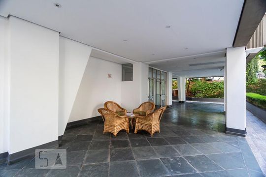 Hall social de apartamento à venda com 2 quartos, 64m² em Vila Campestre, São Paulo