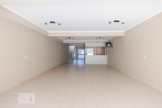 Garagem de casa à venda com 3 quartos, 325m² em Tucuruvi, São Paulo