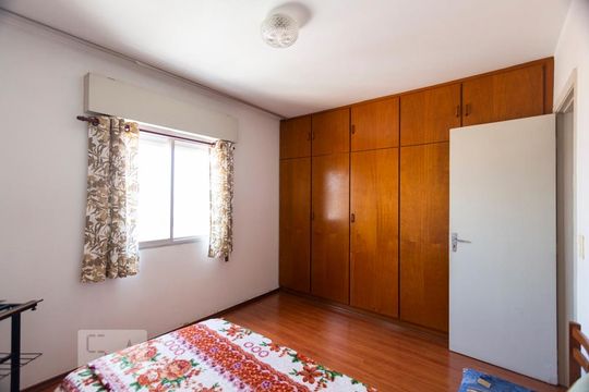 Quarto 1 de apartamento para alugar com 2 quartos, 75m² em Saúde, São Paulo