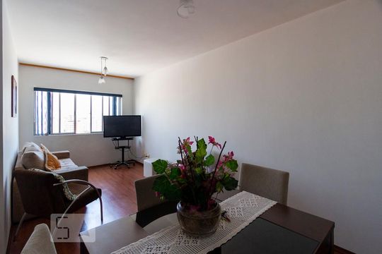 Apartamento para alugar com 2 quartos, 75m² em Saúde, São Paulo