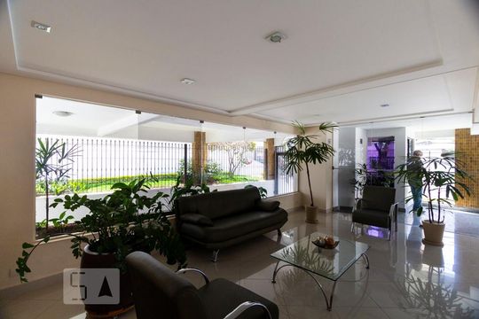 Hall social de apartamento para alugar com 2 quartos, 75m² em Saúde, São Paulo