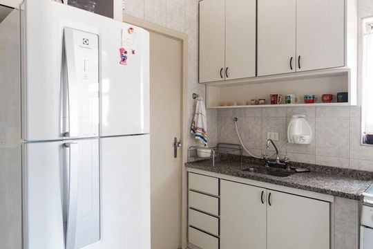 Cozinha de apartamento para alugar com 2 quartos, 75m² em Saúde, São Paulo