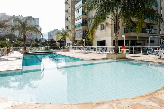 Piscina de apartamento à venda com 3 quartos, 72m² em Jacarepaguá, Rio de Janeiro