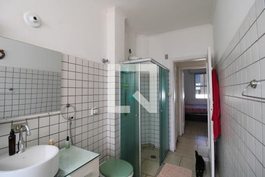 Banheiro de apartamento à venda com 3 quartos, 110m² em Barra Funda, São Paulo