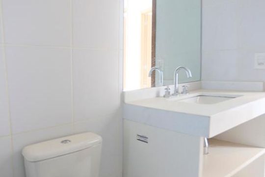 Banheiro Detalhe de apartamento à venda com 2 quartos, 60m² em Sumaré, São Paulo
